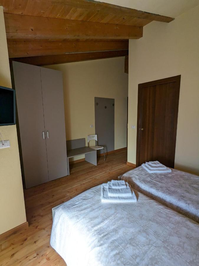 Constancia Trattoria Hostel Valdieri Luaran gambar