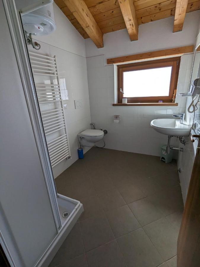 Constancia Trattoria Hostel Valdieri Luaran gambar