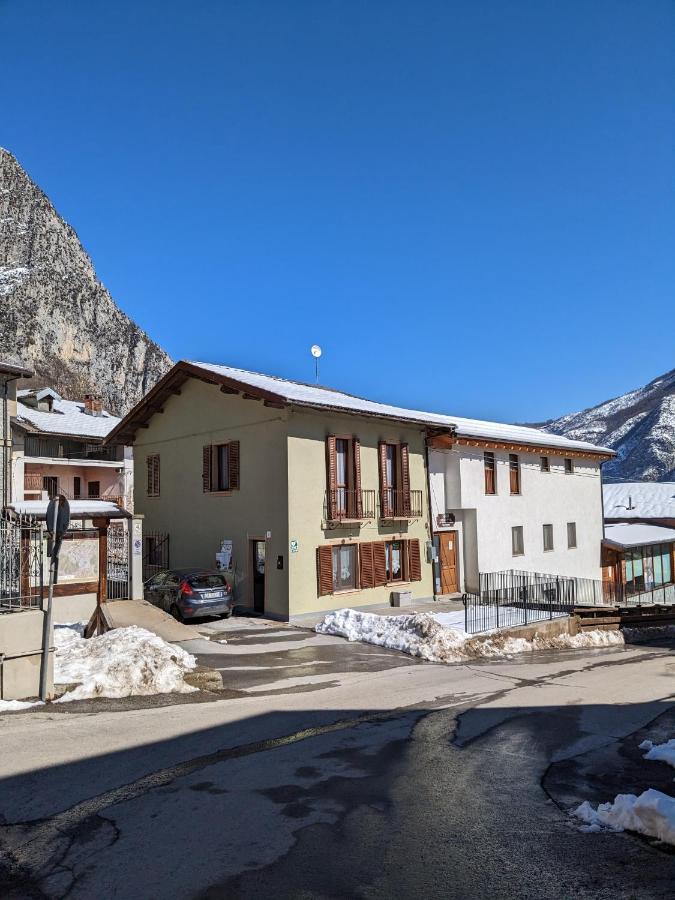 Constancia Trattoria Hostel Valdieri Luaran gambar